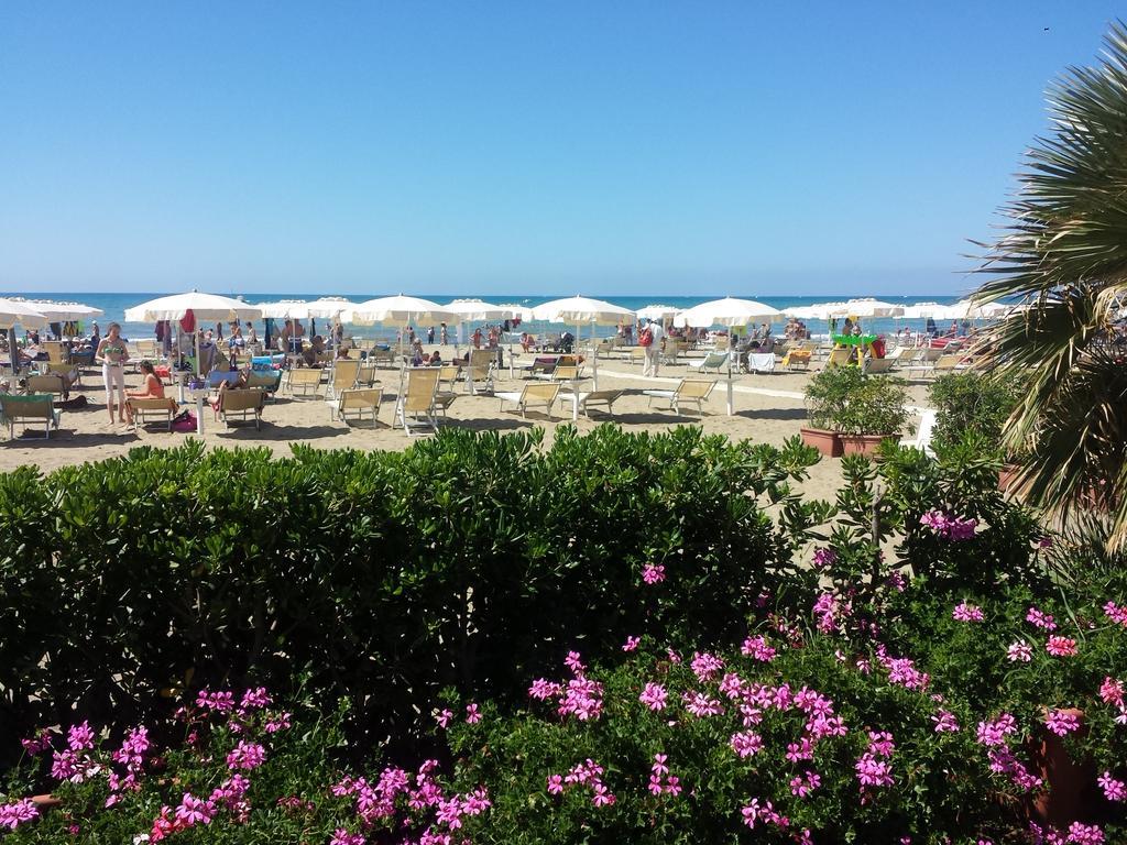 Hotel Miramare Castiglione della Pescaia Kültér fotó