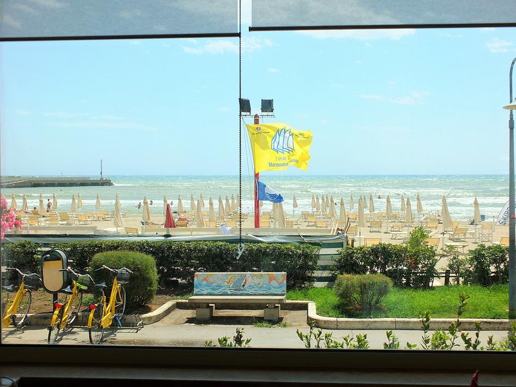 Hotel Miramare Castiglione della Pescaia Kültér fotó